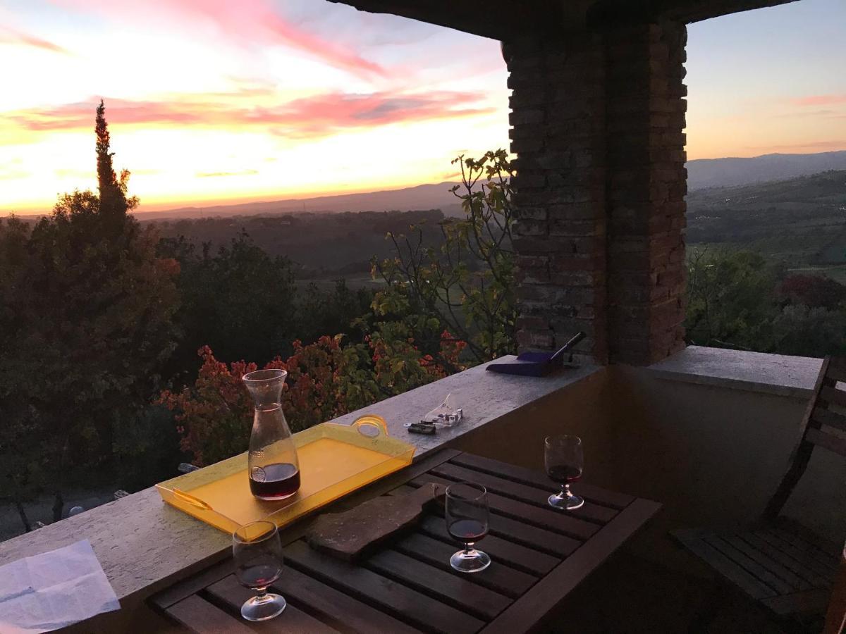 Le Querciolaie Monte Cavallo - Upper Apartment Saturnia Zewnętrze zdjęcie