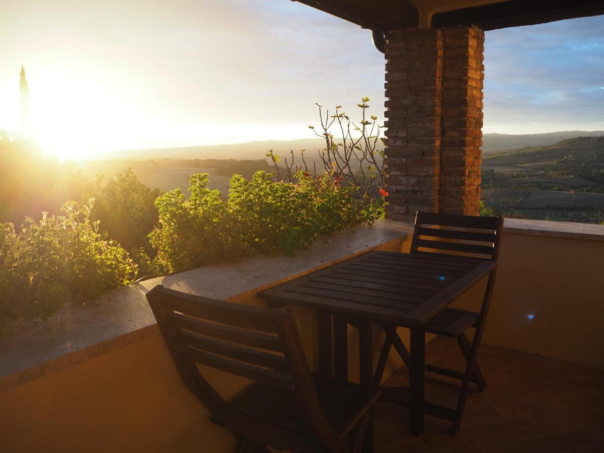 Le Querciolaie Monte Cavallo - Upper Apartment Saturnia Zewnętrze zdjęcie
